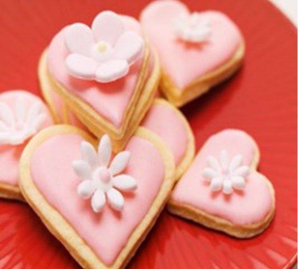 Almond Heart-Shaped Biscuits.