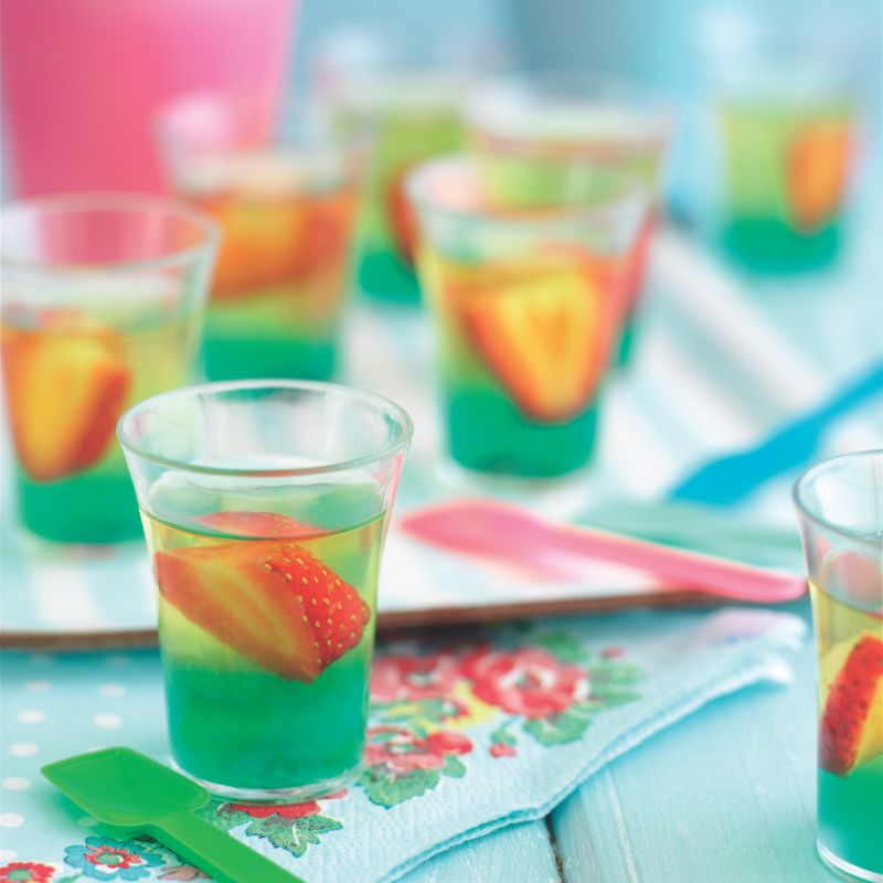 Mini Rainbow Jellies: Great For An Alice In Wonderland Inspired Afternoon Tea Mini Rainbow Jellies: Great For An Alice In Wonderland Inspired Afternoon Tea