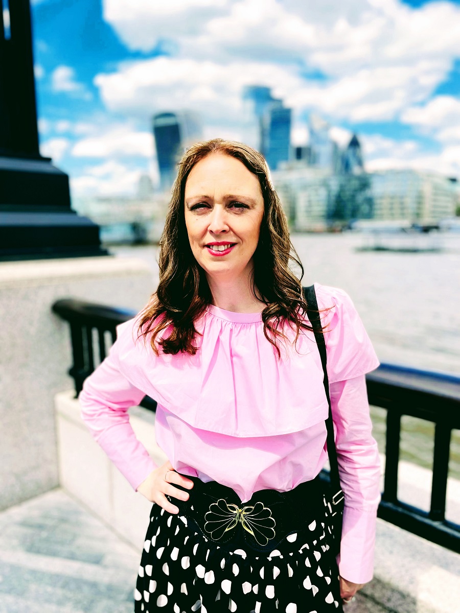 How To Style A Pink Shirt With A Black Polka Dot Skirt