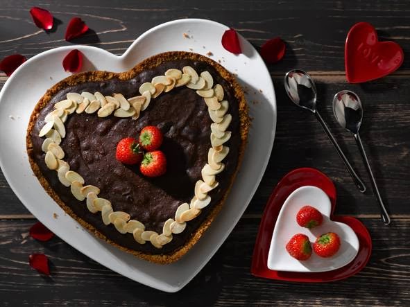Almond Chocolate Valentines Tart Recipe