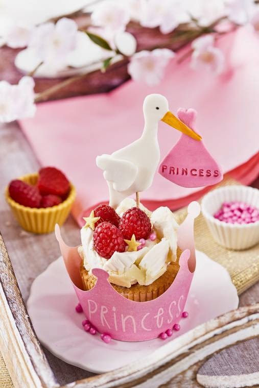 It’s A Girl! Raspberry And White Chocolate Cupcakes