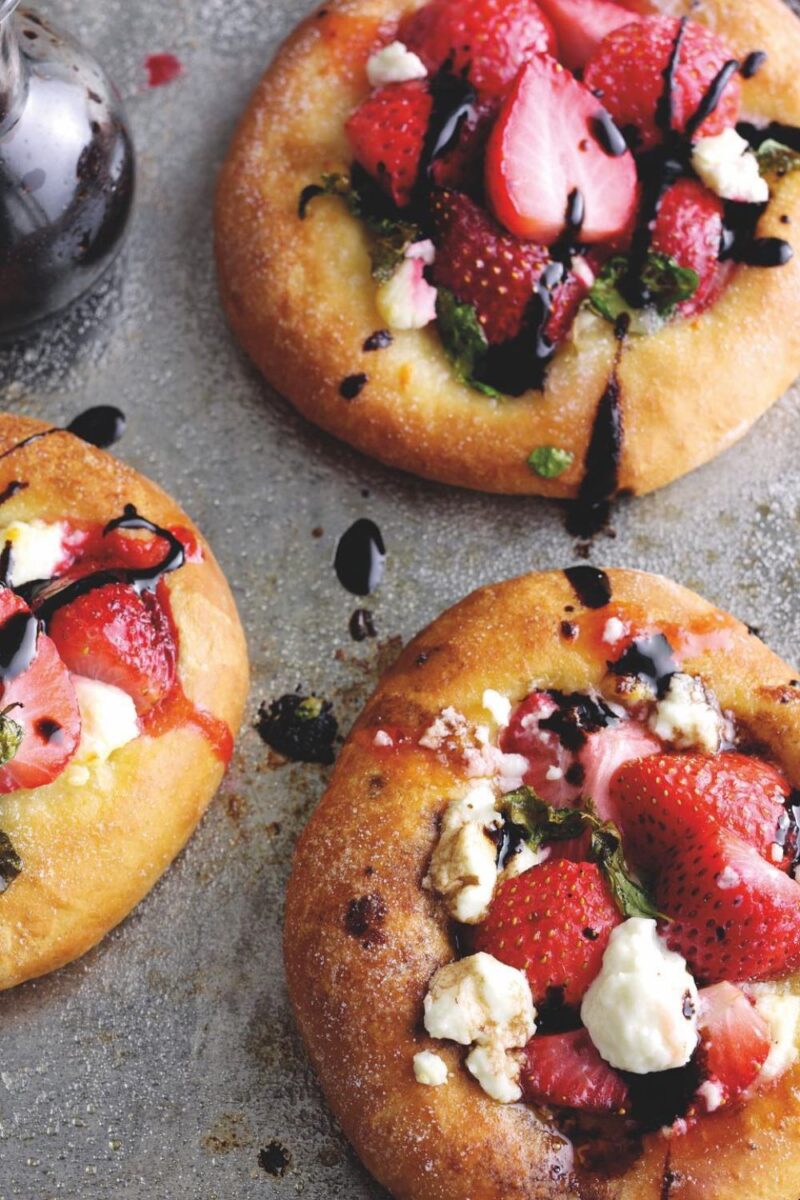 Sweet Strawberry Basil And Balsamic Pizzas Sweet Strawberry Basil And Balsamic Pizzas