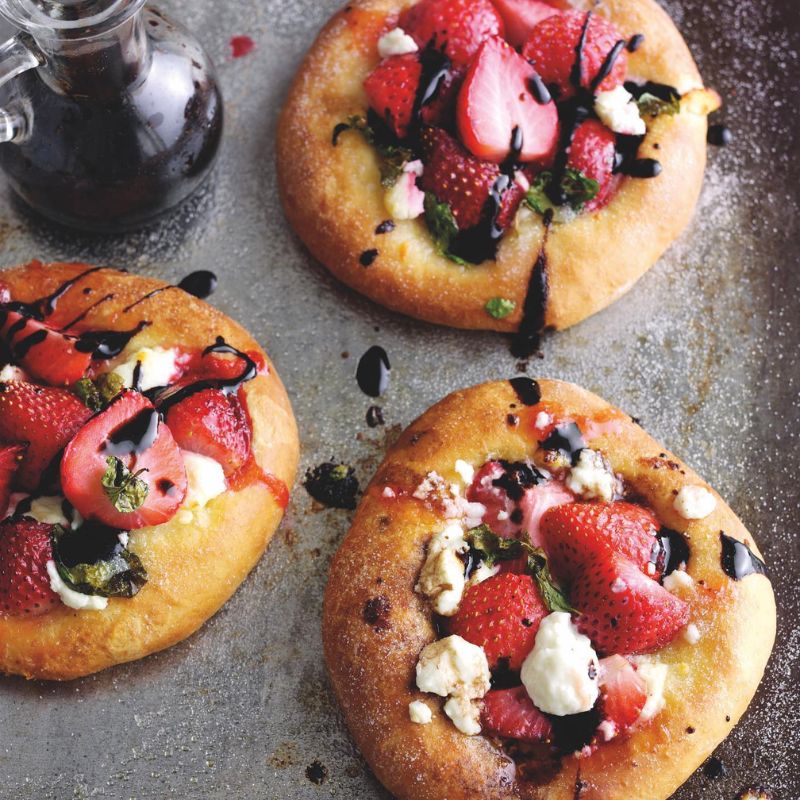 Sweet Strawberry Basil And Balsamic Pizzas Sweet Strawberry Basil And Balsamic Pizzas