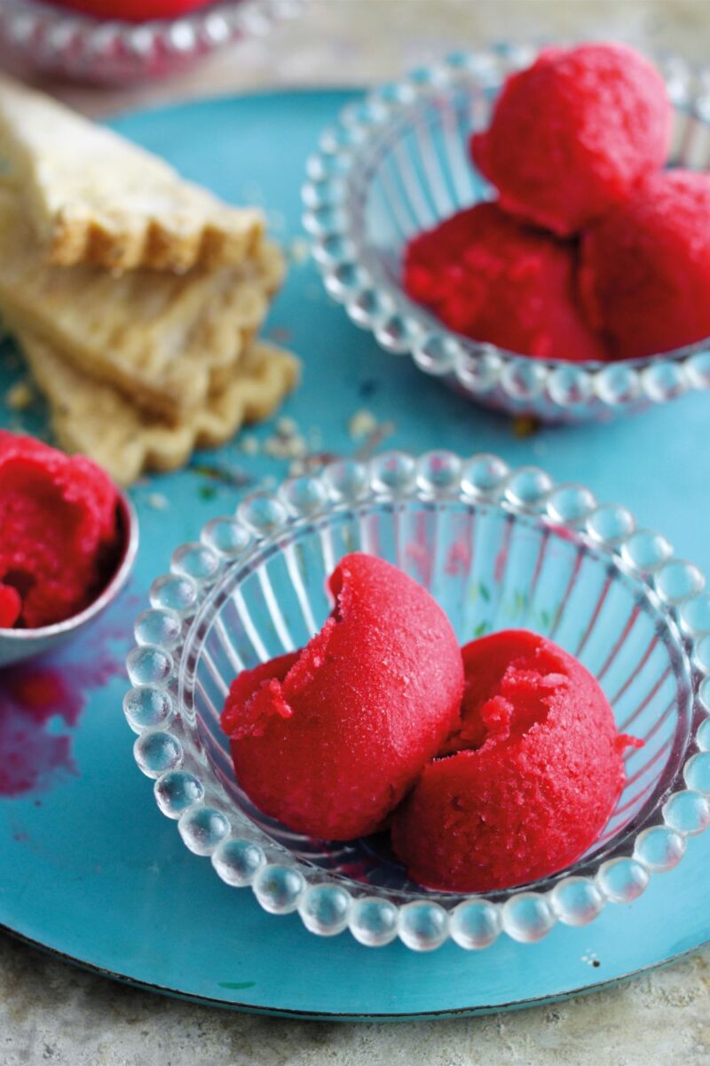 How To Make Raspberry Gin Sorbet With Lavender Thins How To Make Raspberry Gin Sorbet With Lavender Thins