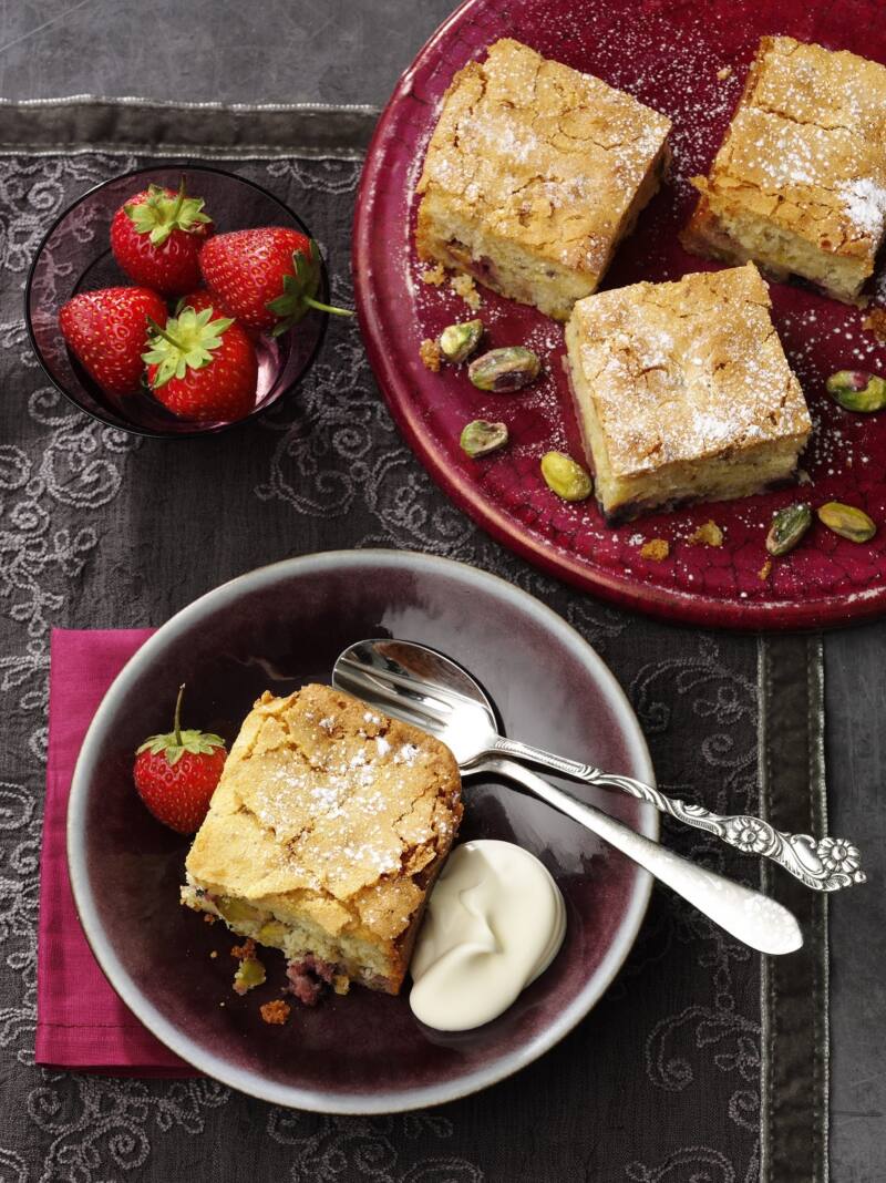 White Chocolate And Pistachio Sponge Blondies