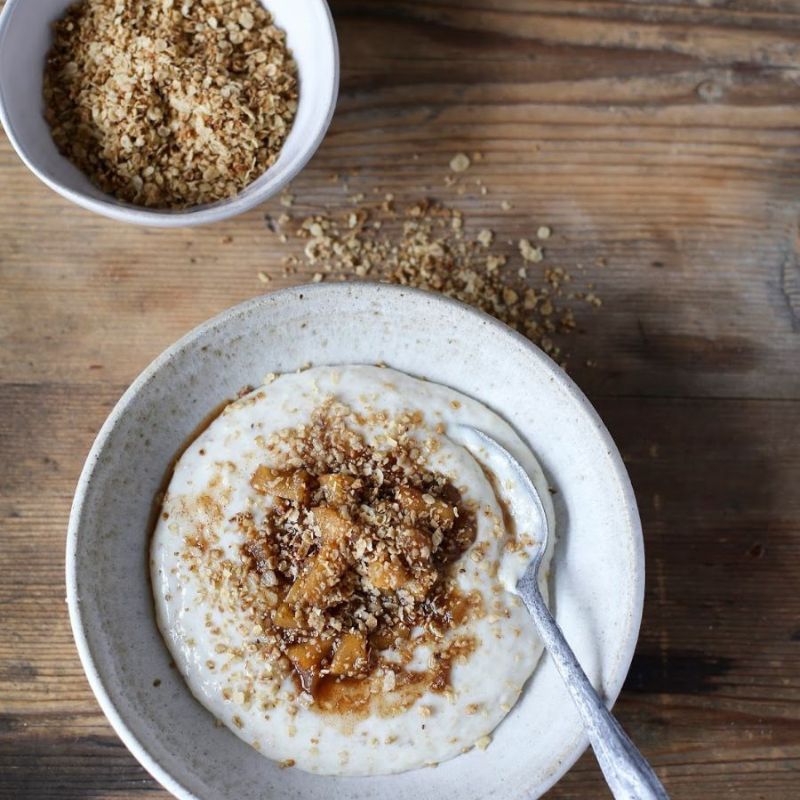 Apple Pie Porridge To Start You Day On The Right Track