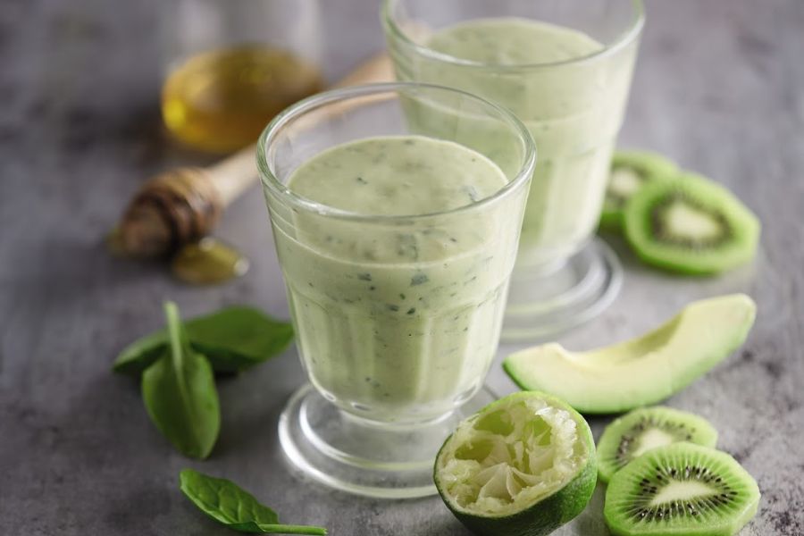 Avocado Breakfast Smoothie Avocado Breakfast Smoothie