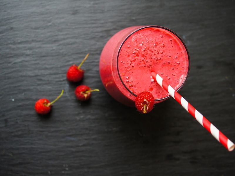 How To Make A Nutribullet Raspberry Breakfast Smoothie