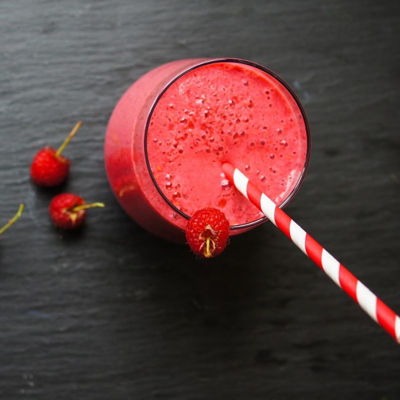 How To Make A Nutribullet Raspberry Breakfast Smoothie