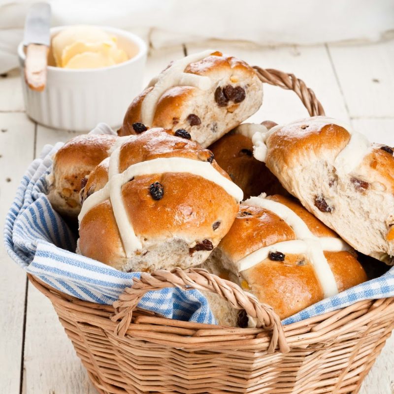 How To Make Hot Cross Buns This Easter
