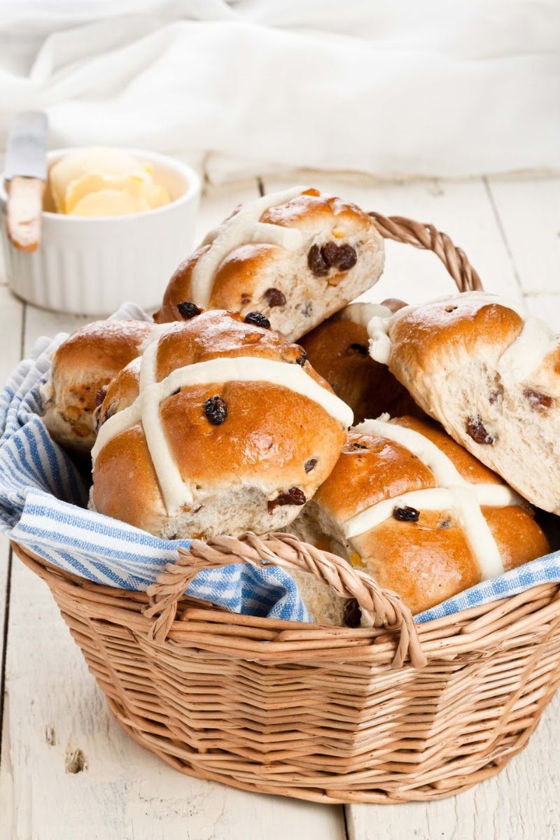 How To Make Hot Cross Buns