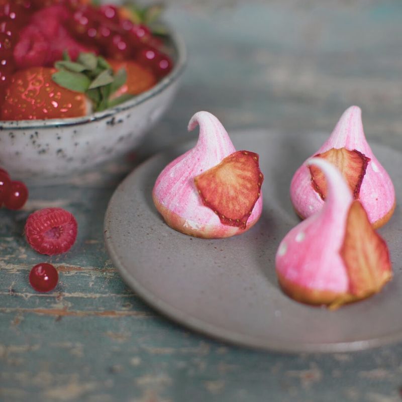 How To Make I Heart Rose Wine Infused Meringue
