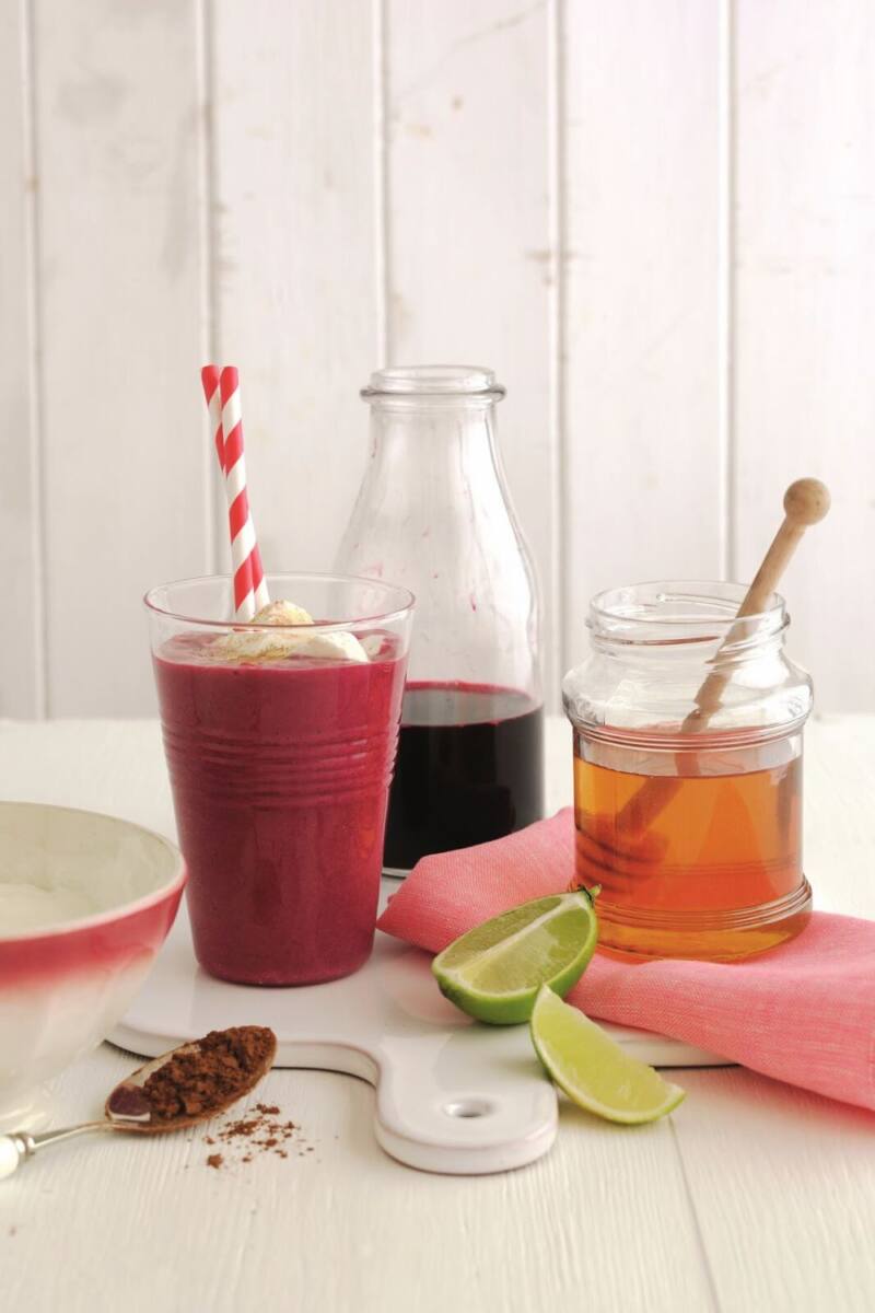 5 Easy Summer Smoothie Recipes You’ll Want Every Day 5 Easy Summer Smoothie Recipes You’ll Want Every Day