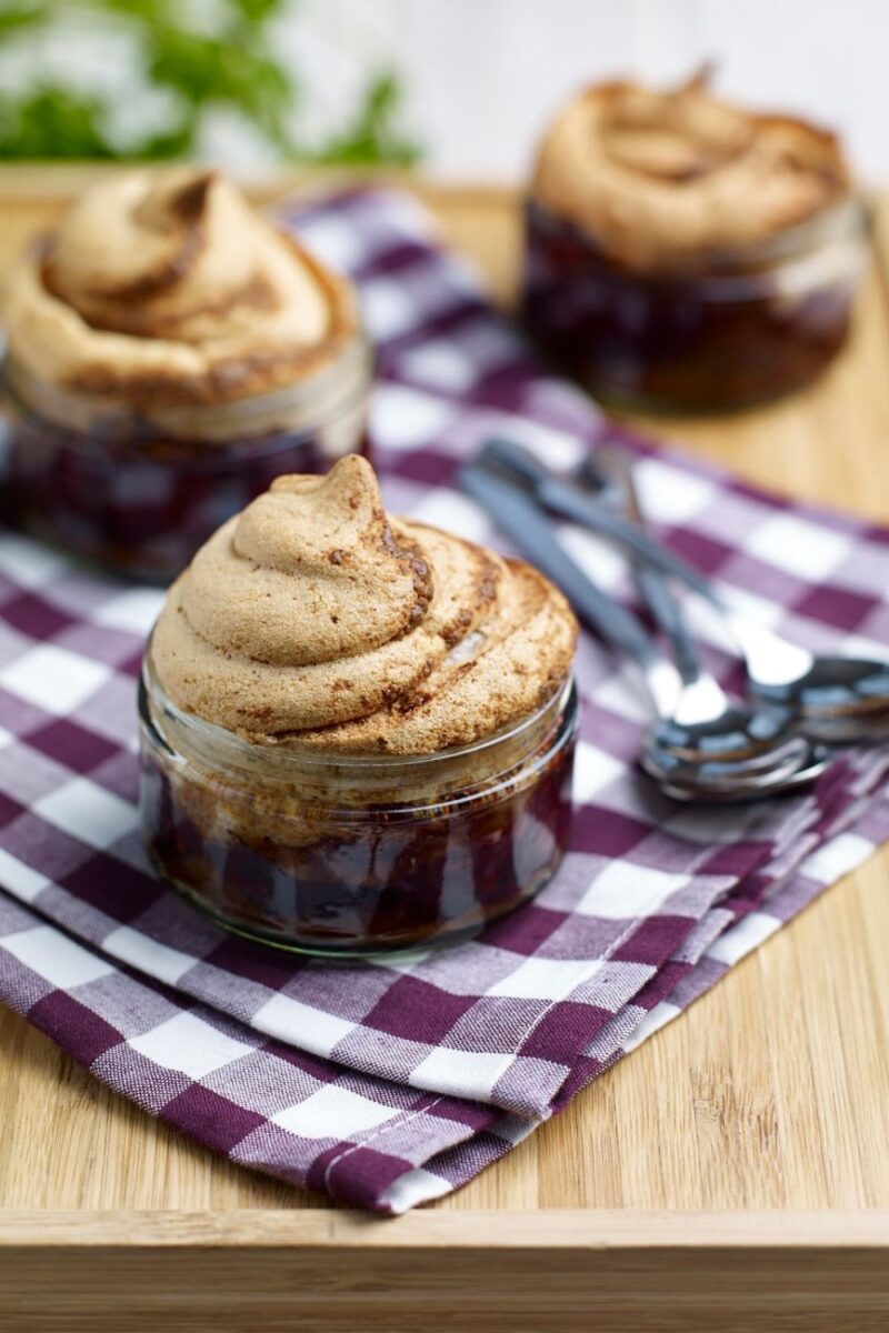 How To Make Bakewell Meringues