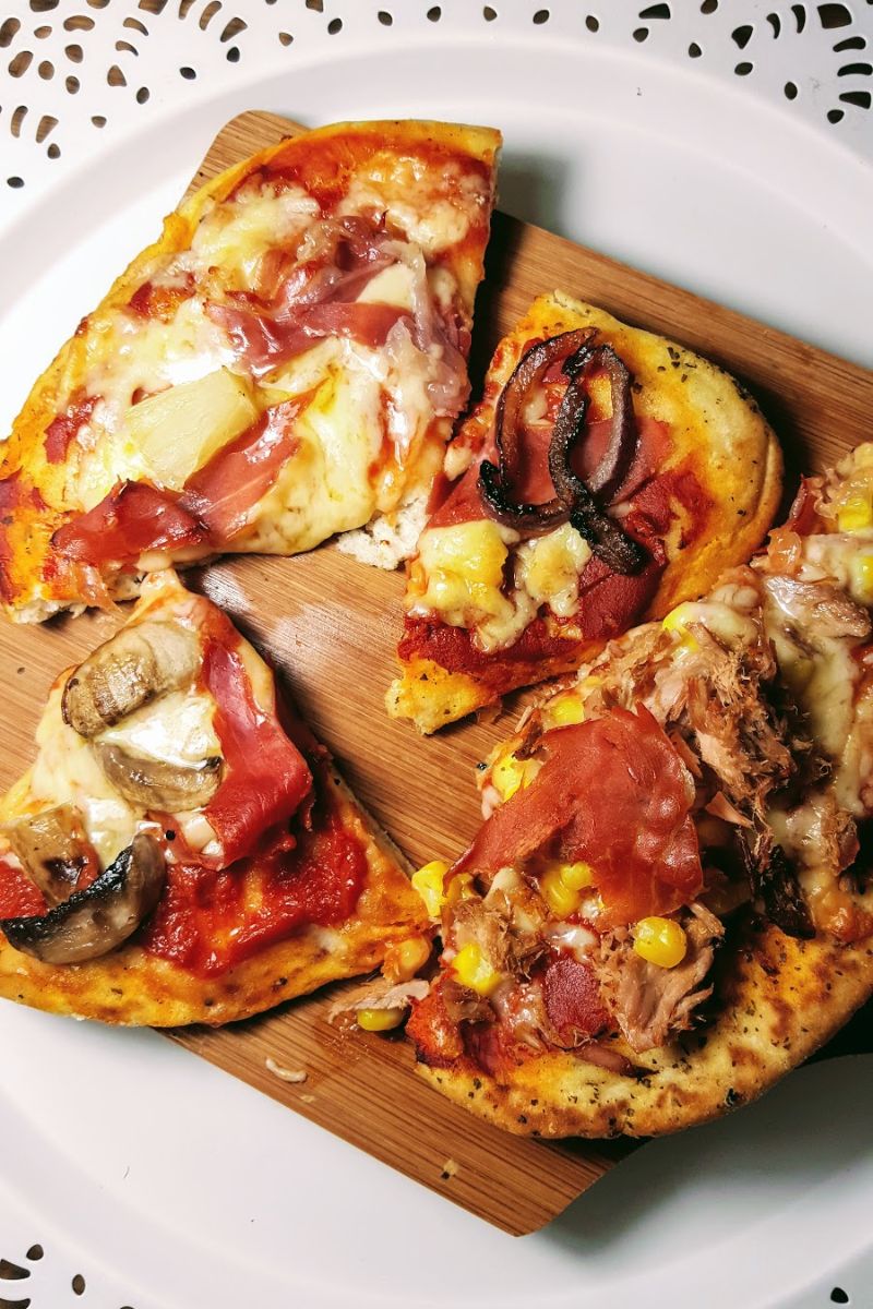 4 Quick And Easy Prosciutto di Parma Ham Naan Bread Pizzas