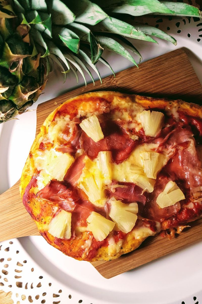Pineapple and Prosciutto di Parma Ham Naan Bread Pizza