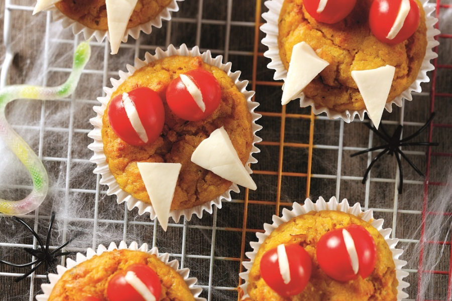How To Make Vampire’s Pumpkin Muffins. How To Make Vampire’s Pumpkin Muffins.
