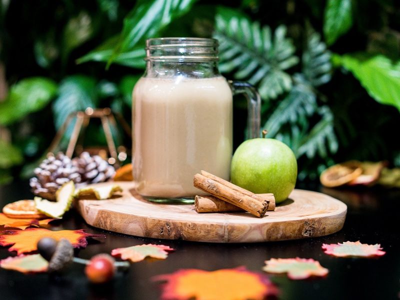 Warm Apple And Cinnamon Smoothie