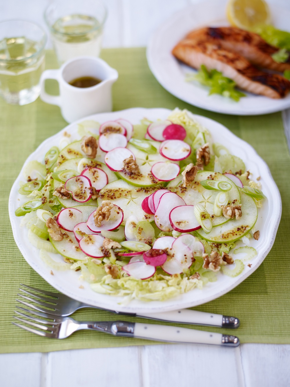 Crunchy Summer Salad With Celery, Radish And Apple Crunchy Summer Salad With Celery, Radish And Apple