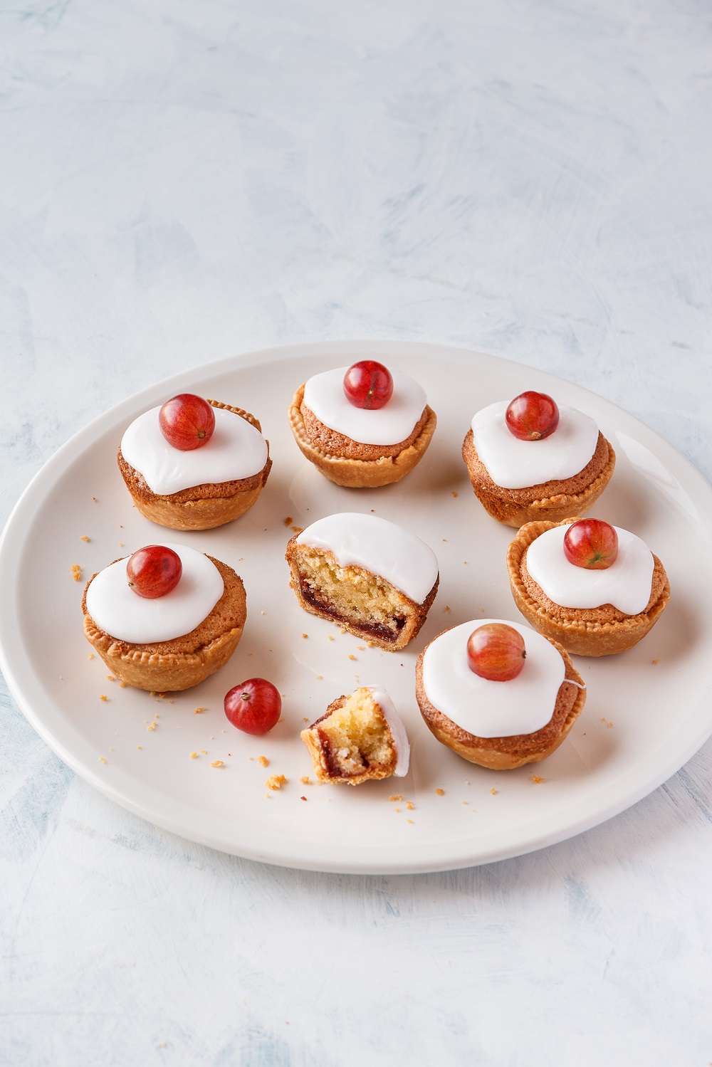 BerryWorld Red Gooseberry Bakewell Tarts BerryWorld Red Gooseberry Bakewell Tarts