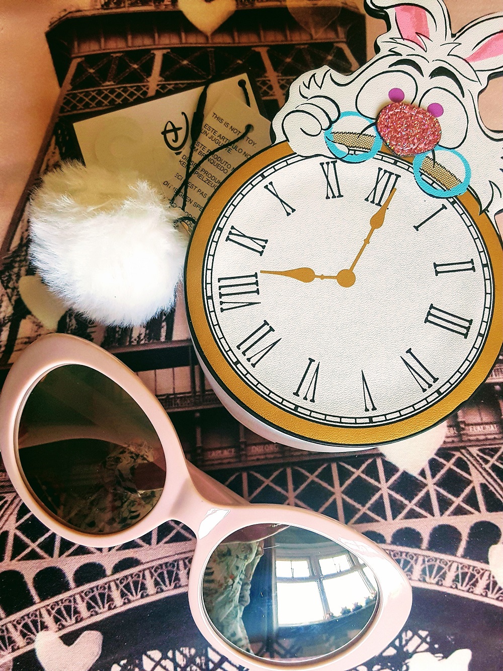 Afternoon Tea Week | Alice In Wonderland Inspired Desperately Seeking Alice