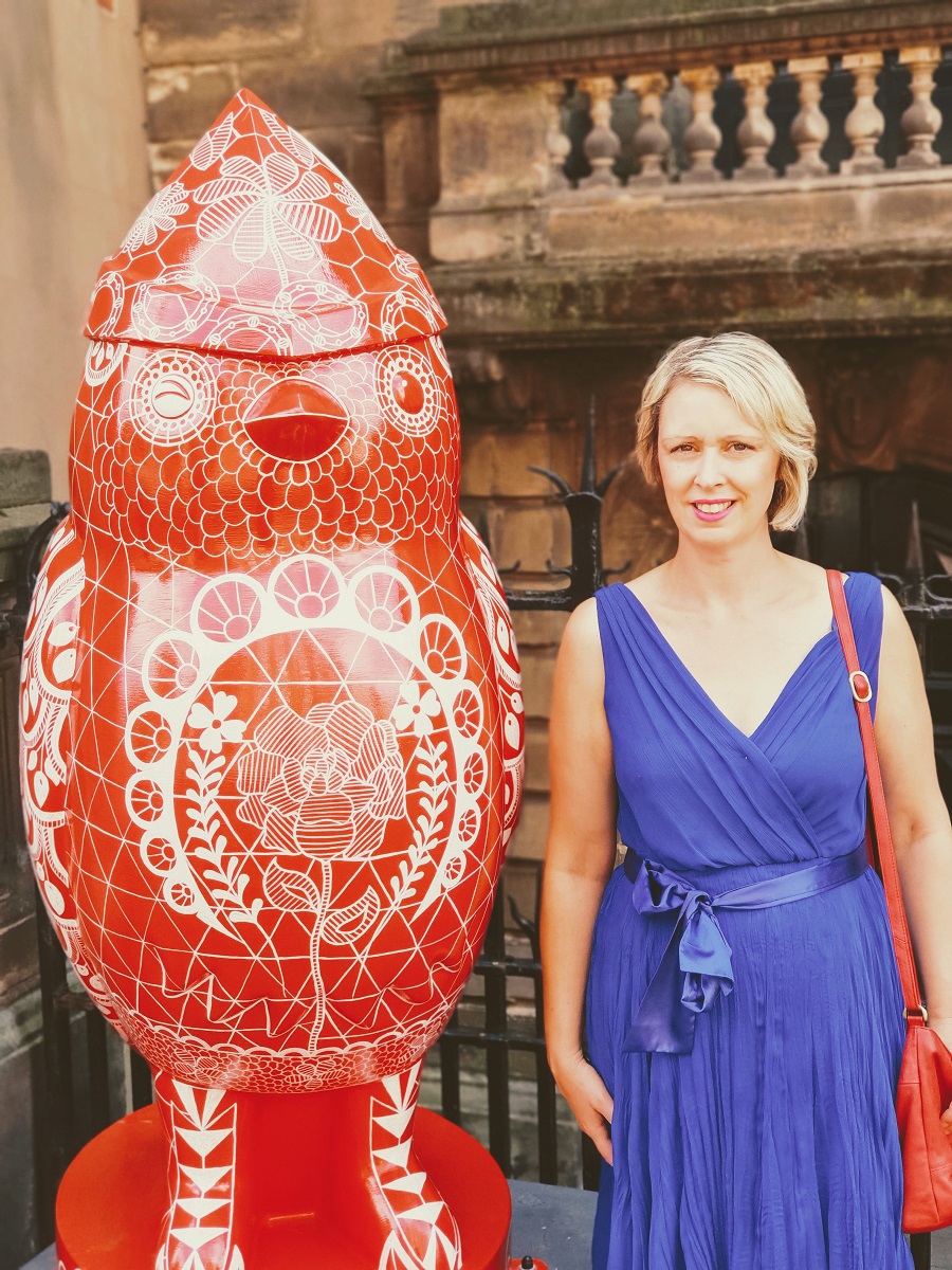 Lacework Hoodwinked 2018 Robin Trail In Nottingham And My Red & Blue Outfit Inspiration Lacework Hoodwinked 2018 Robin Trail In Nottingham And My Red & Blue Outfit Inspiration