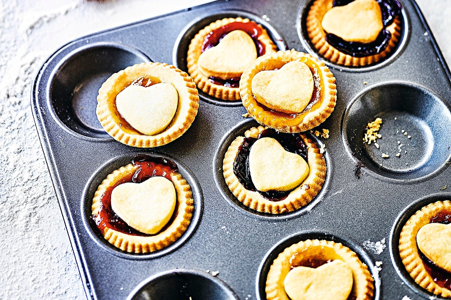 Queen Of Hearts Jam Tarts: Valentine’s Day Special. Queen Of Hearts Jam Tarts