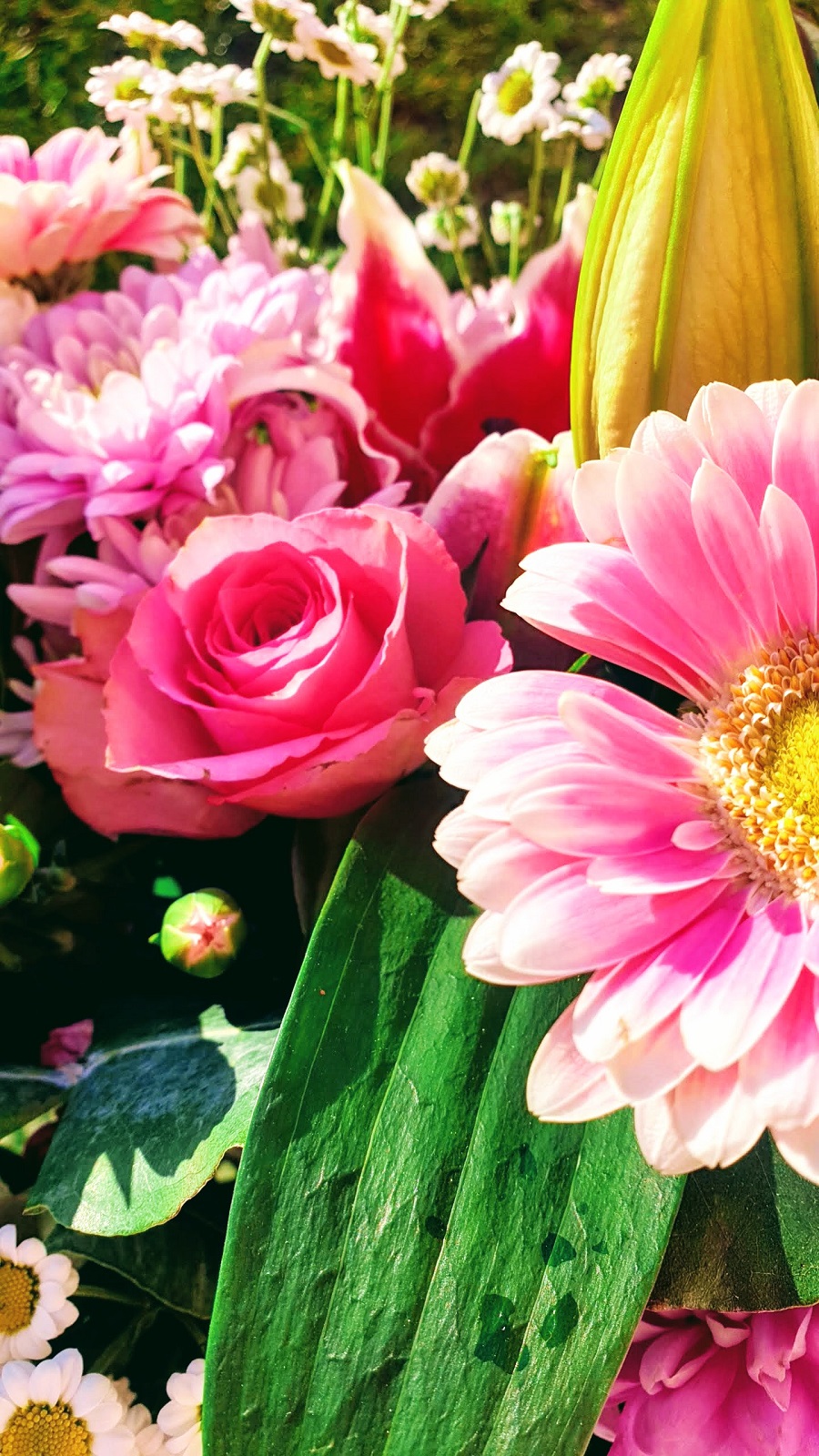 Flowers On A Friday: A Stunning Pink Bouquet 