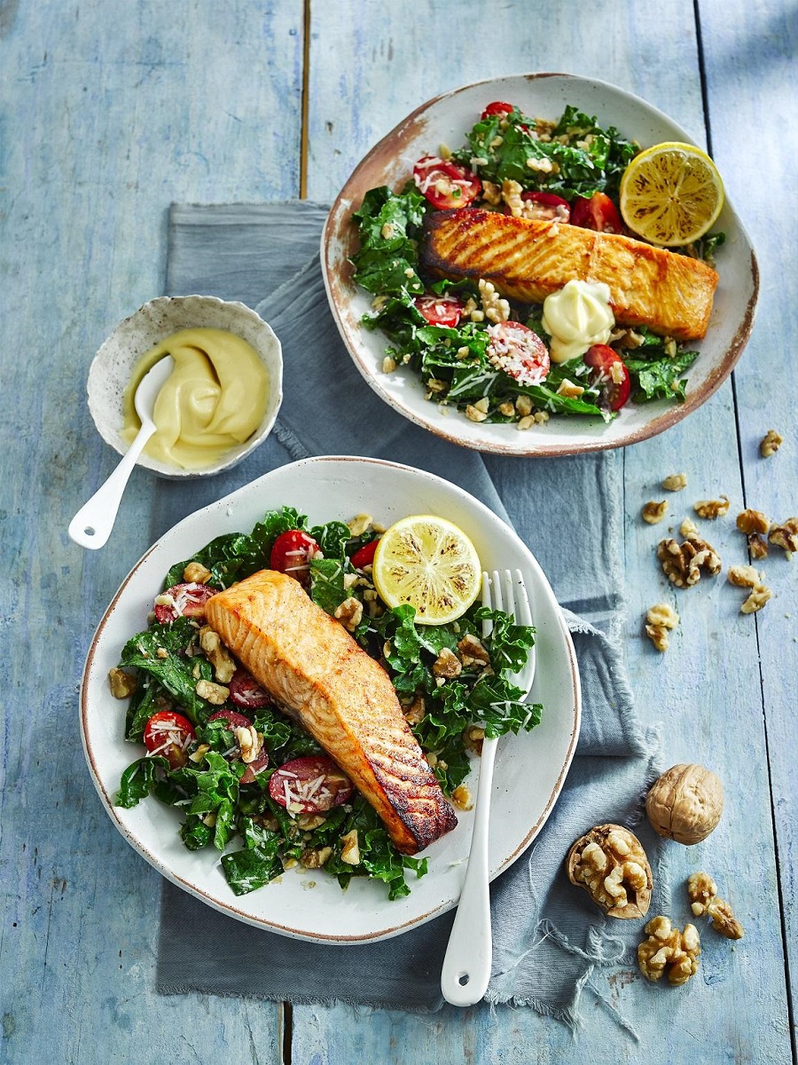 California Walnut And Kale Salad With Grilled Salmon California Walnut and Kale Salad with Grilled Salmon