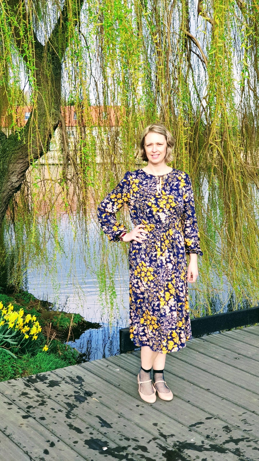 Just Another Manic Monday: 40+ Outfit Post  