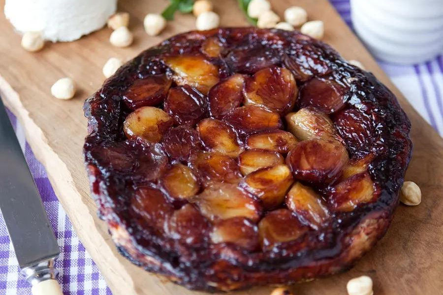 Tatin Of Shallots And Port With Creamy Goat’s Cheese. 