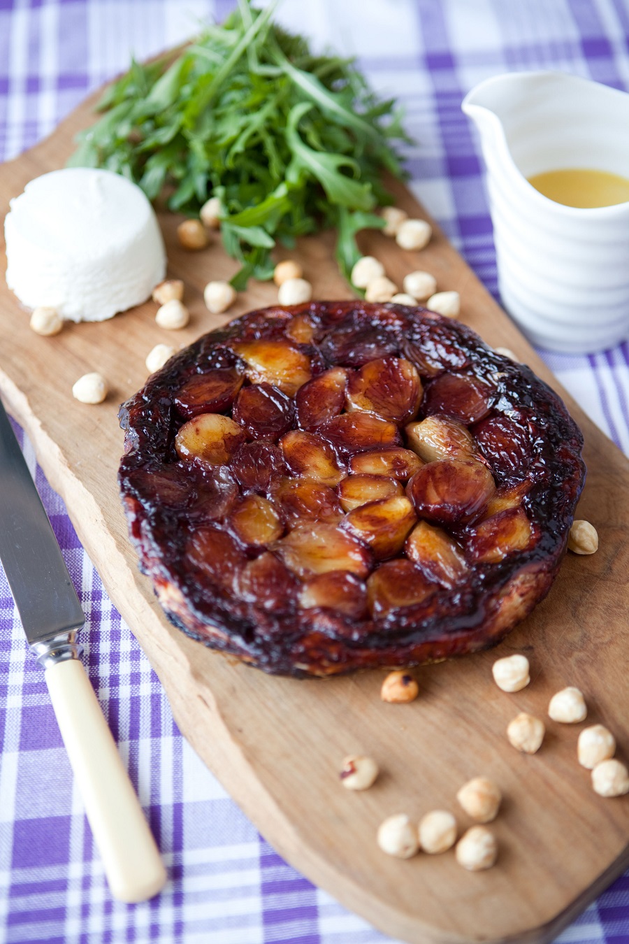Tatin Of Shallots And Port With Creamy Goat’s Cheese