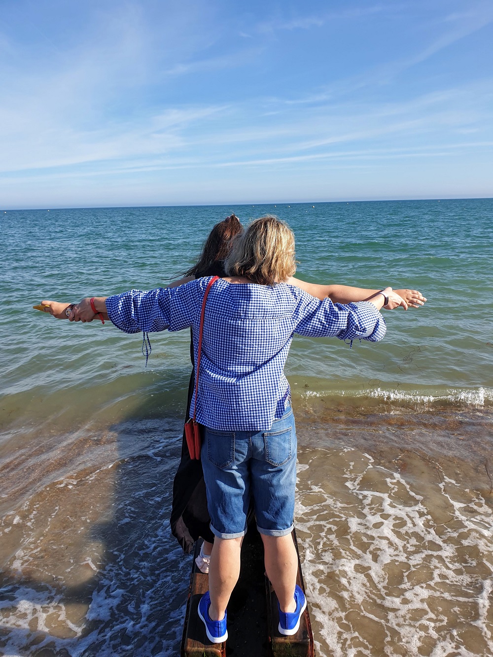 Checked Shirt, Holiday Fun And A Titanic Pose