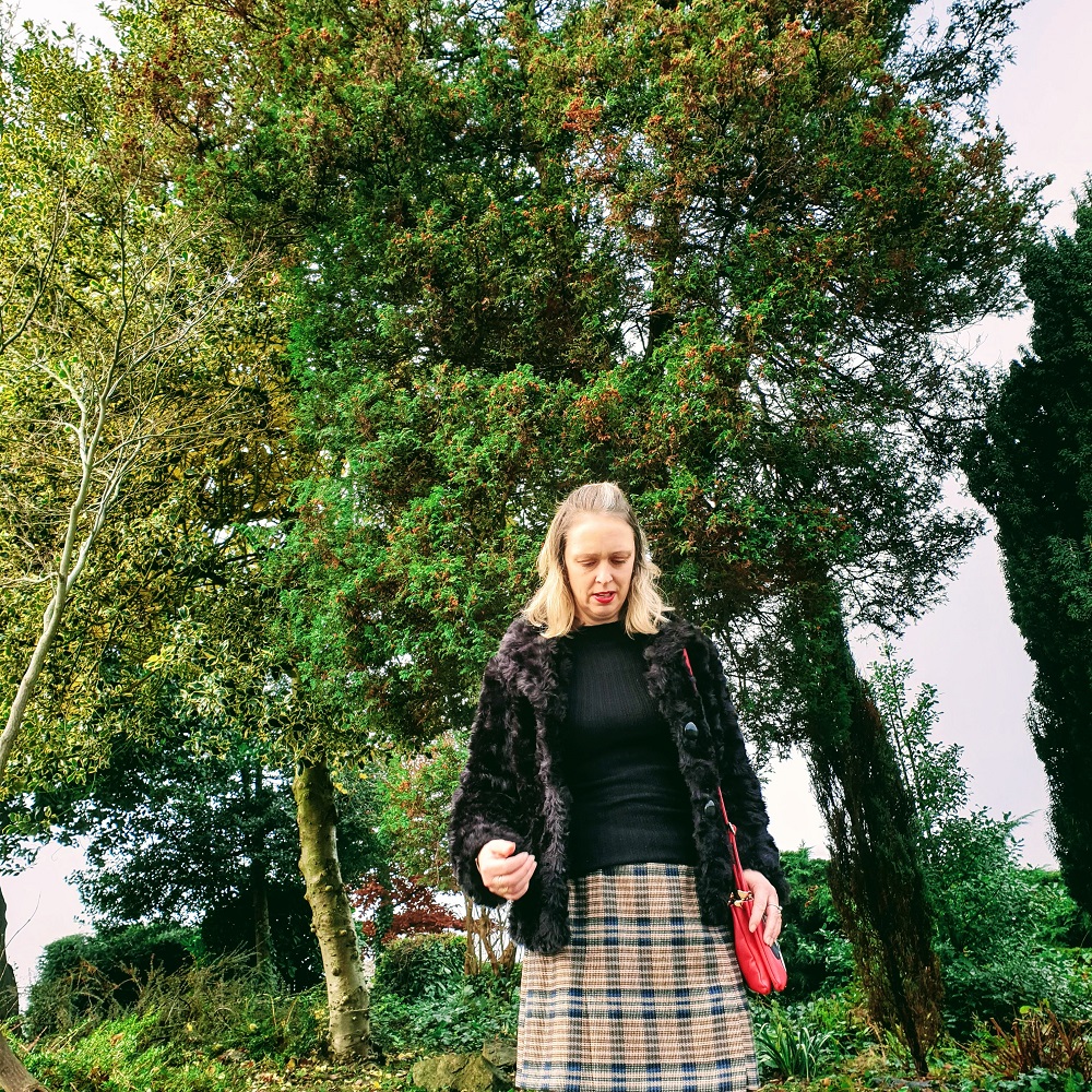 Long Boots And Faux Fur Coat Women's Autumn Style Over 40: The Weekly Link Up