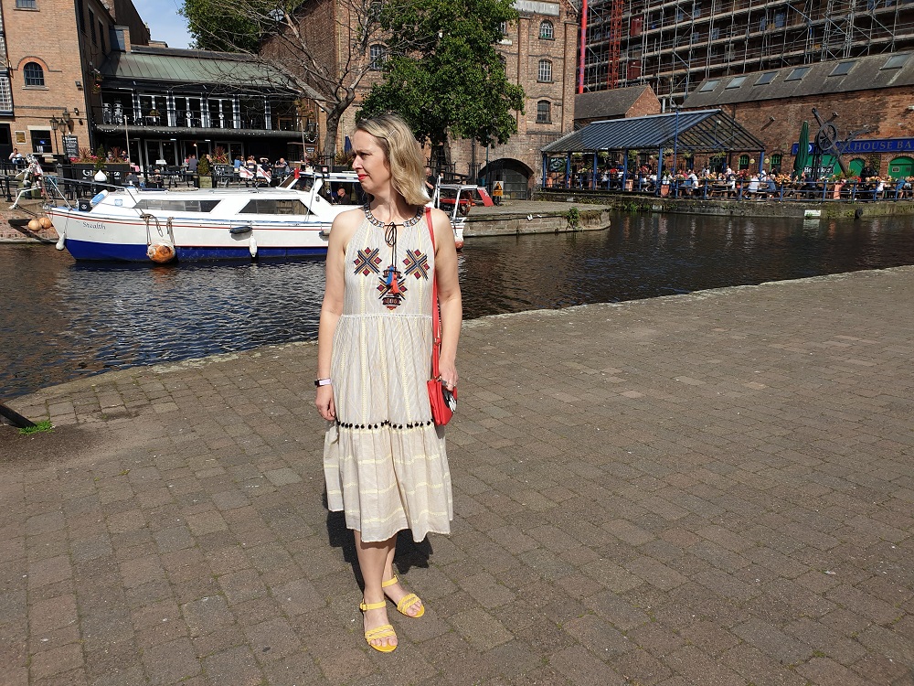 Okay I'm Bored In The House And I'm In The House