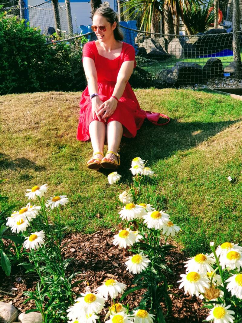 1 Dress Styled With 3 Different Pairs Of Shoes