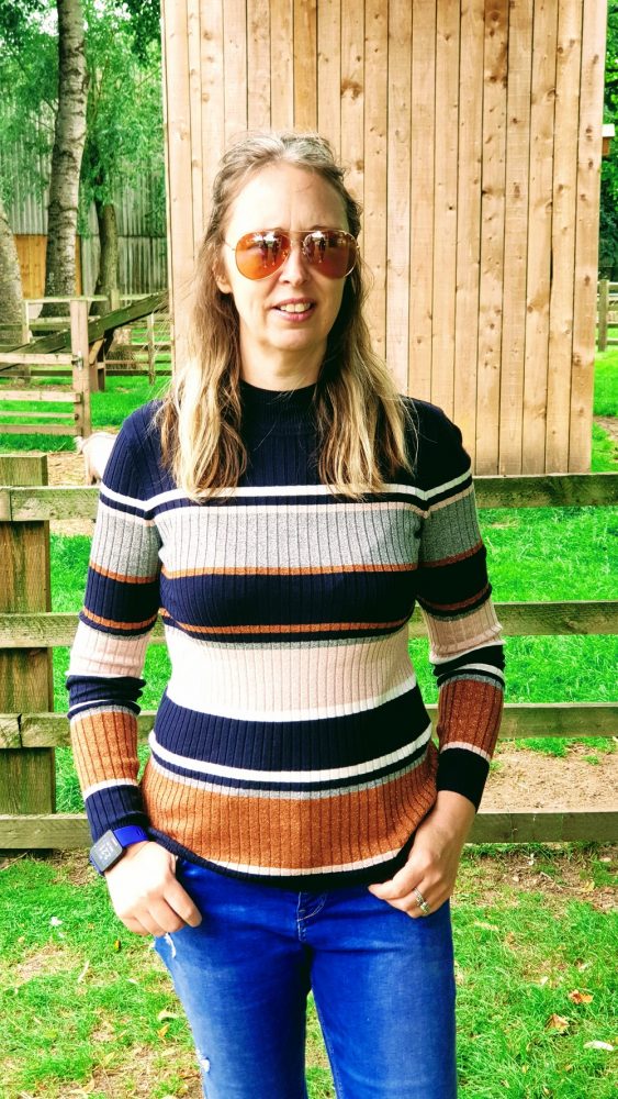 Navy Bronze Pink Sparkly Jumper With Sunglasses