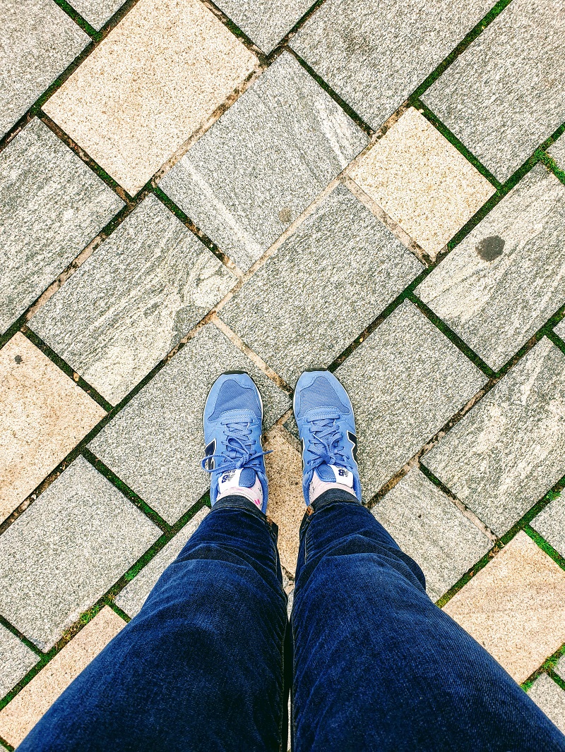 Casual London Walking Outfits & Friday Feet Adventures. Casual London Walking Outfits & Friday Feet Adventures.