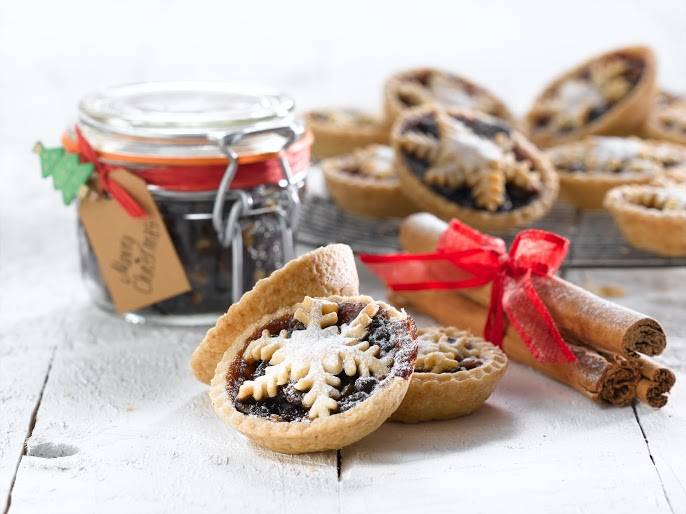 Easy Christmas Mincemeat Recipe for the Perfect Homemade Mince Pies