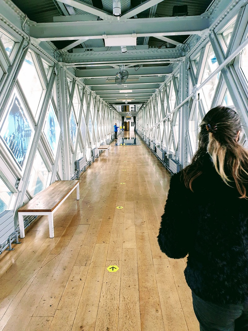 A Walk Over Tower Bridge: Thing's To Do In London