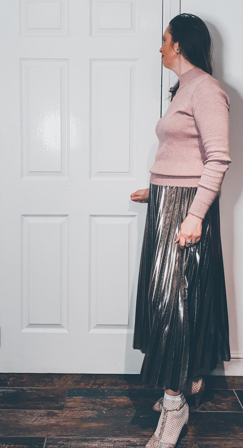 I Never Promised You Rose Gold Coloured Earrings!! I Never Promised You Rose Gold Coloured Earrings!!