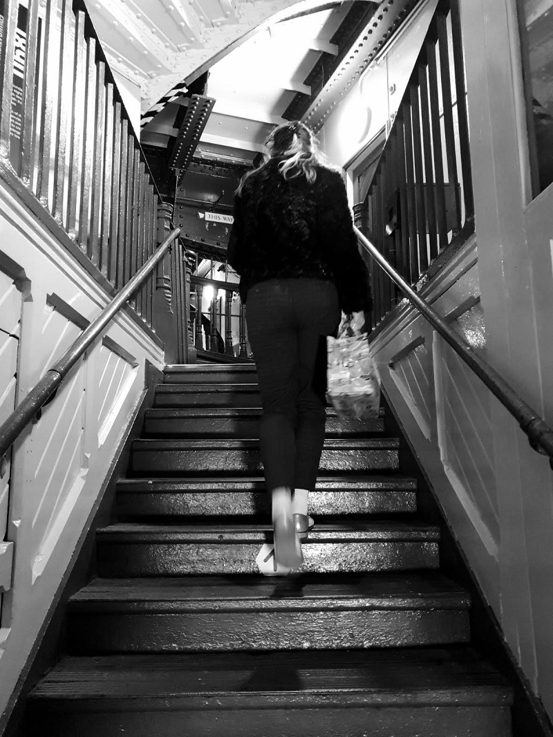 A Walk Over Tower Bridge: Thing's To Do In London