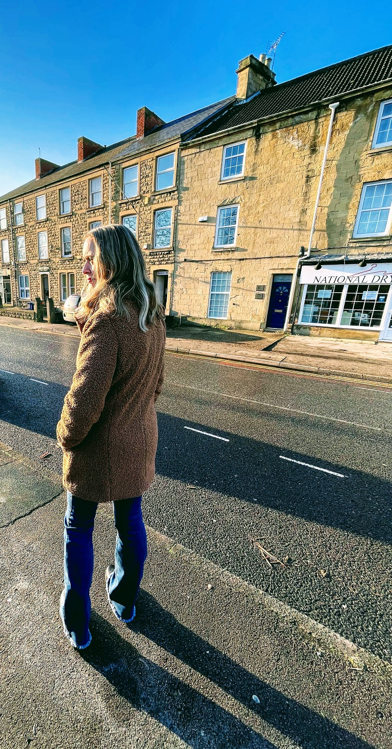 Don’t Look Back In Anger I Hear You Say: