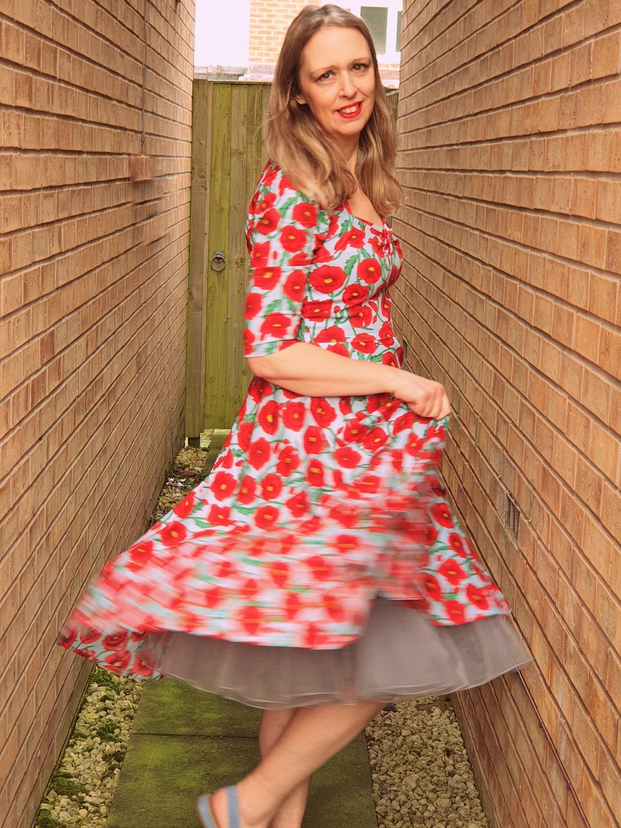 Over 40 style blogger