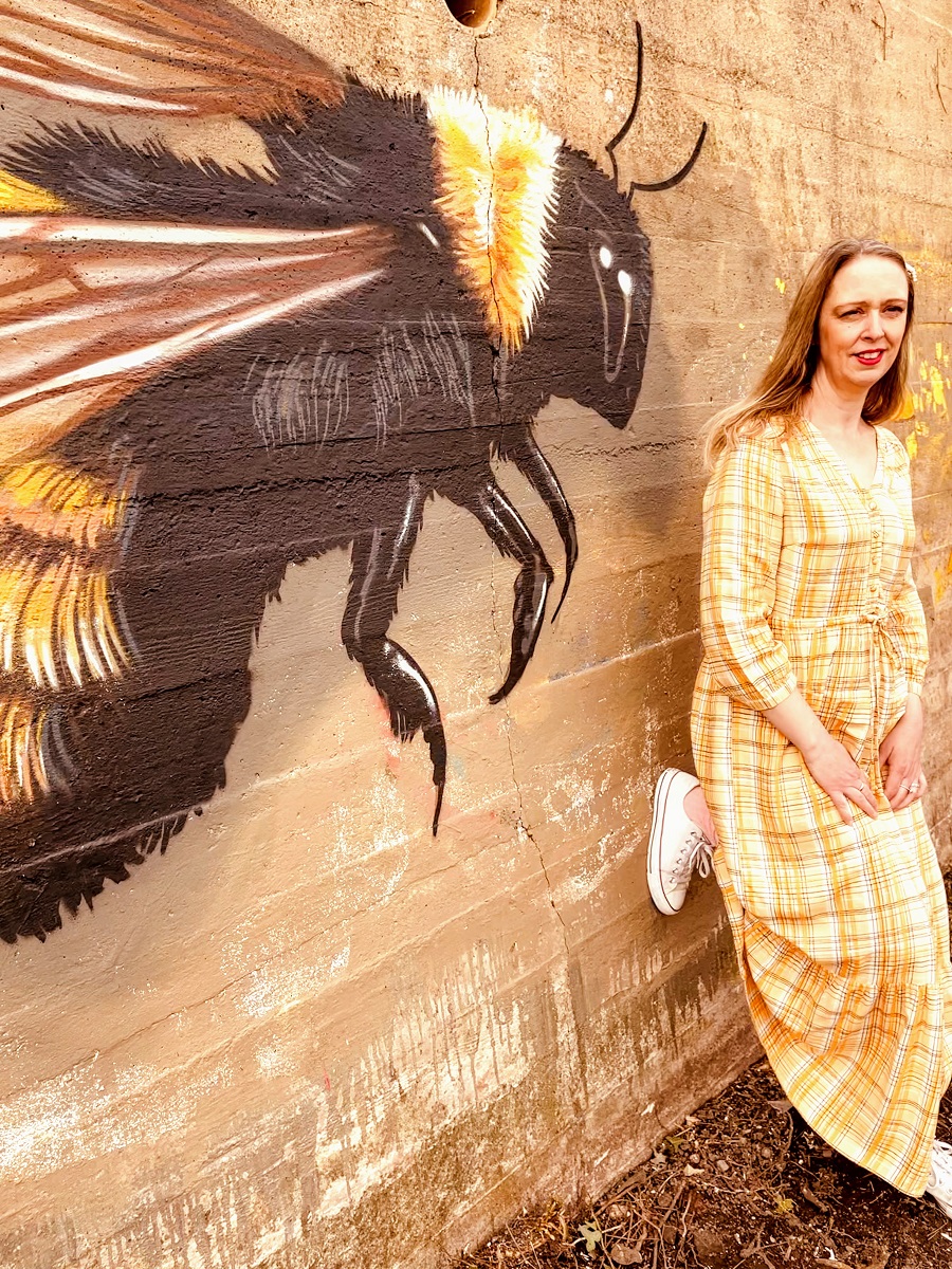 Bee Kind, Bee Honest, Bee Positive, Bee Happy, Bee Grateful, Bee You.