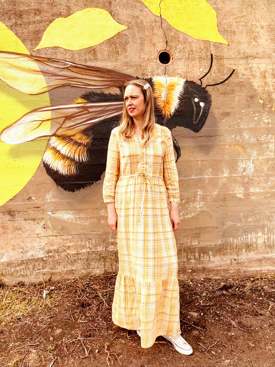 Bee Kind, Bee Honest, Bee Positive, Bee Happy, Bee Grateful, Bee You.