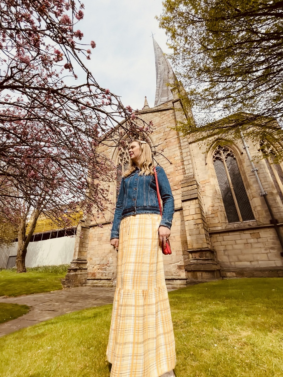 Chesterfield Crooked Spire In Springtime: Over 40 Style Chesterfield Crooked Spire In Springtime: Over 40 Style