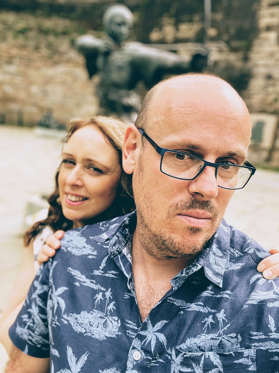 Nottingham Castle And The Robin Hood Statue 