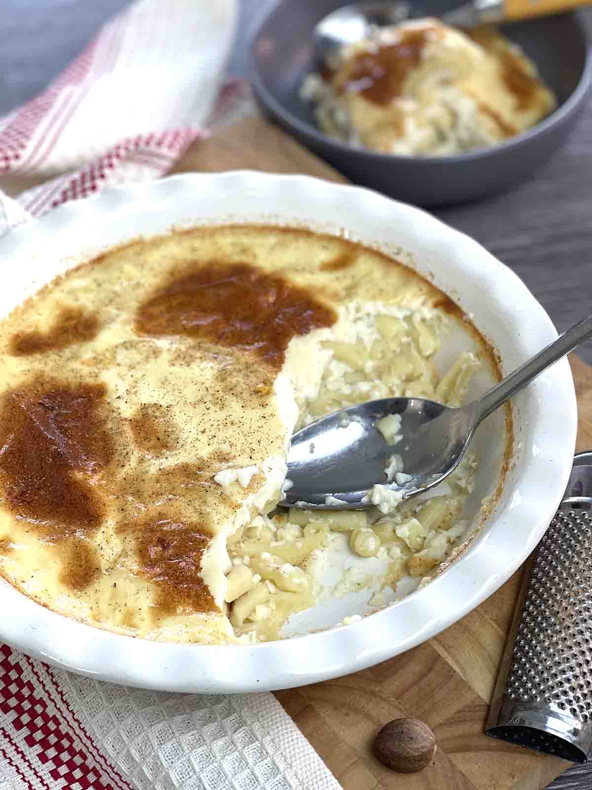 close up of cooked pudding.