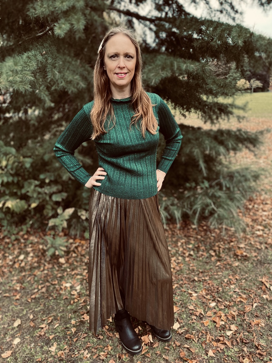 Green Glitter Jumper And Silver Skirt With Boots Green Glitter Jumper And Silver Skirt With Boots